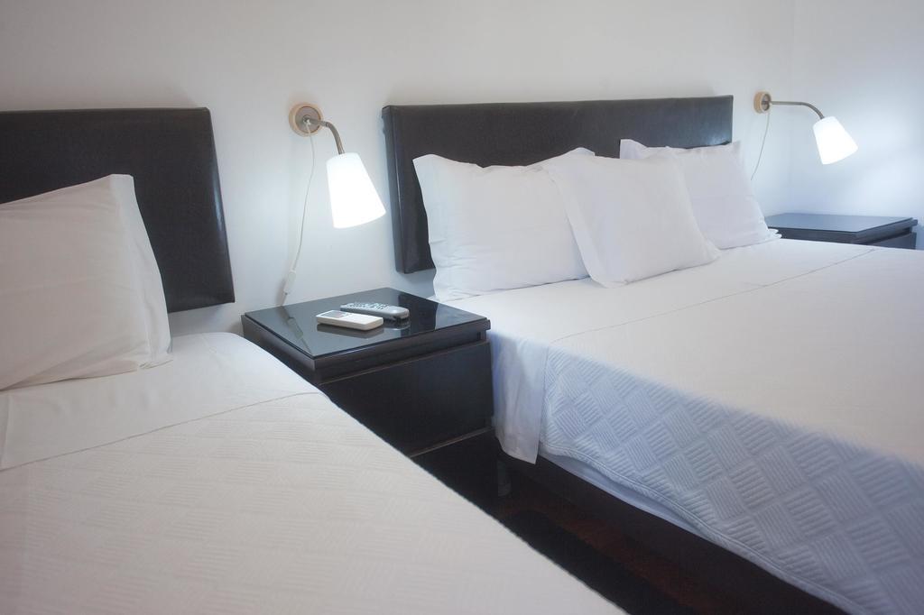 Residencial Principe Guest House Барейро Екстериор снимка