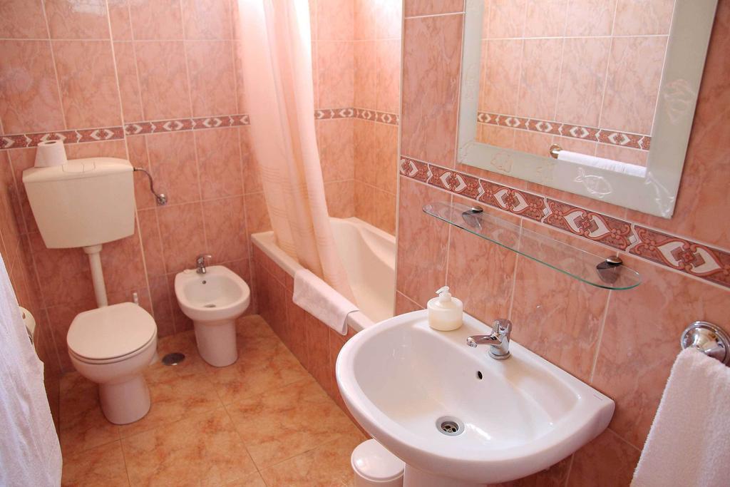 Residencial Principe Guest House Барейро Стая снимка